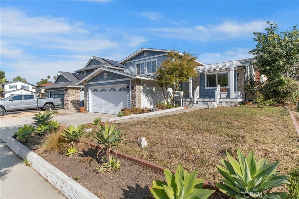 Property Photo: 23608 Pineforest Lane CA 90710