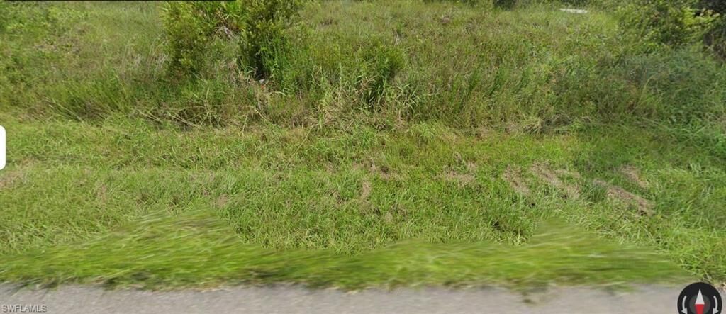 Property Photo:  29439 Nottingham Rd  FL 33982 