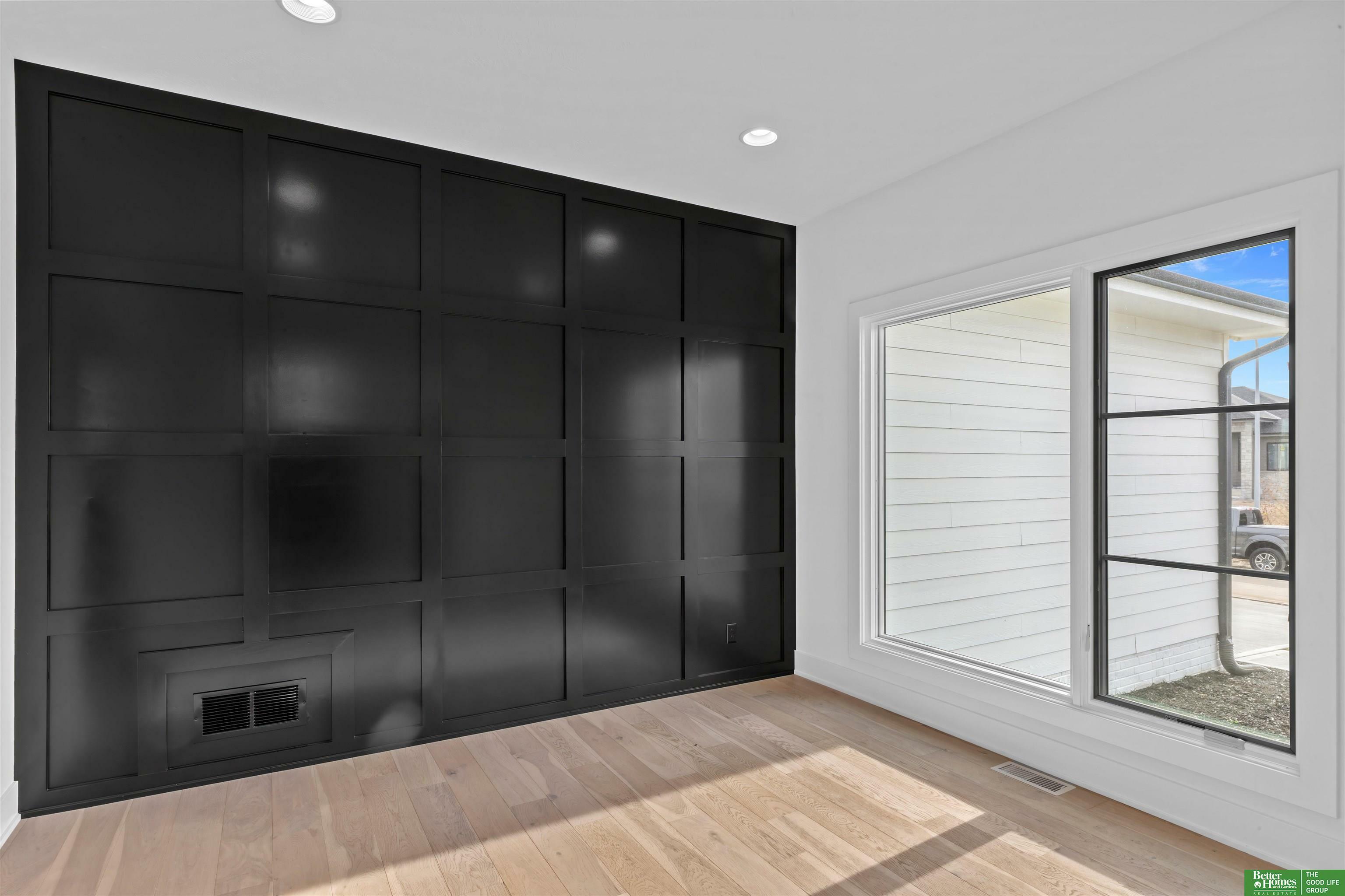 Property Photo: 21120 Arlington Street NE 68022