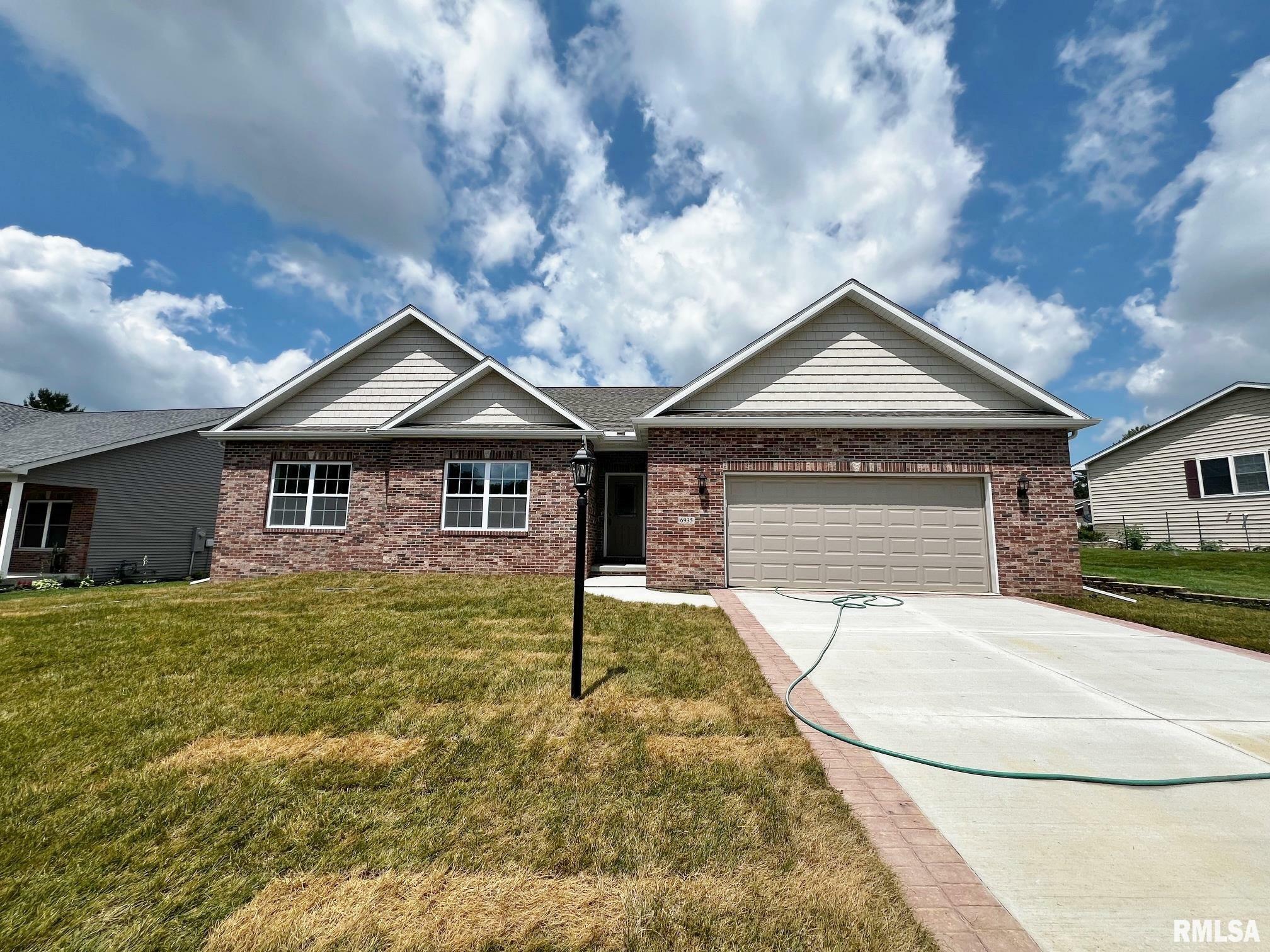 Property Photo: 6935 N Brookstone Drive IL 61615