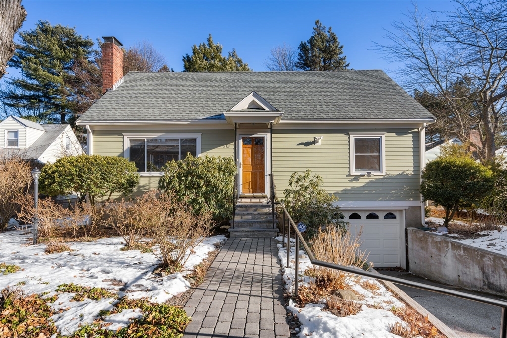 Property Photo:  512 Appleton Street  MA 02476 