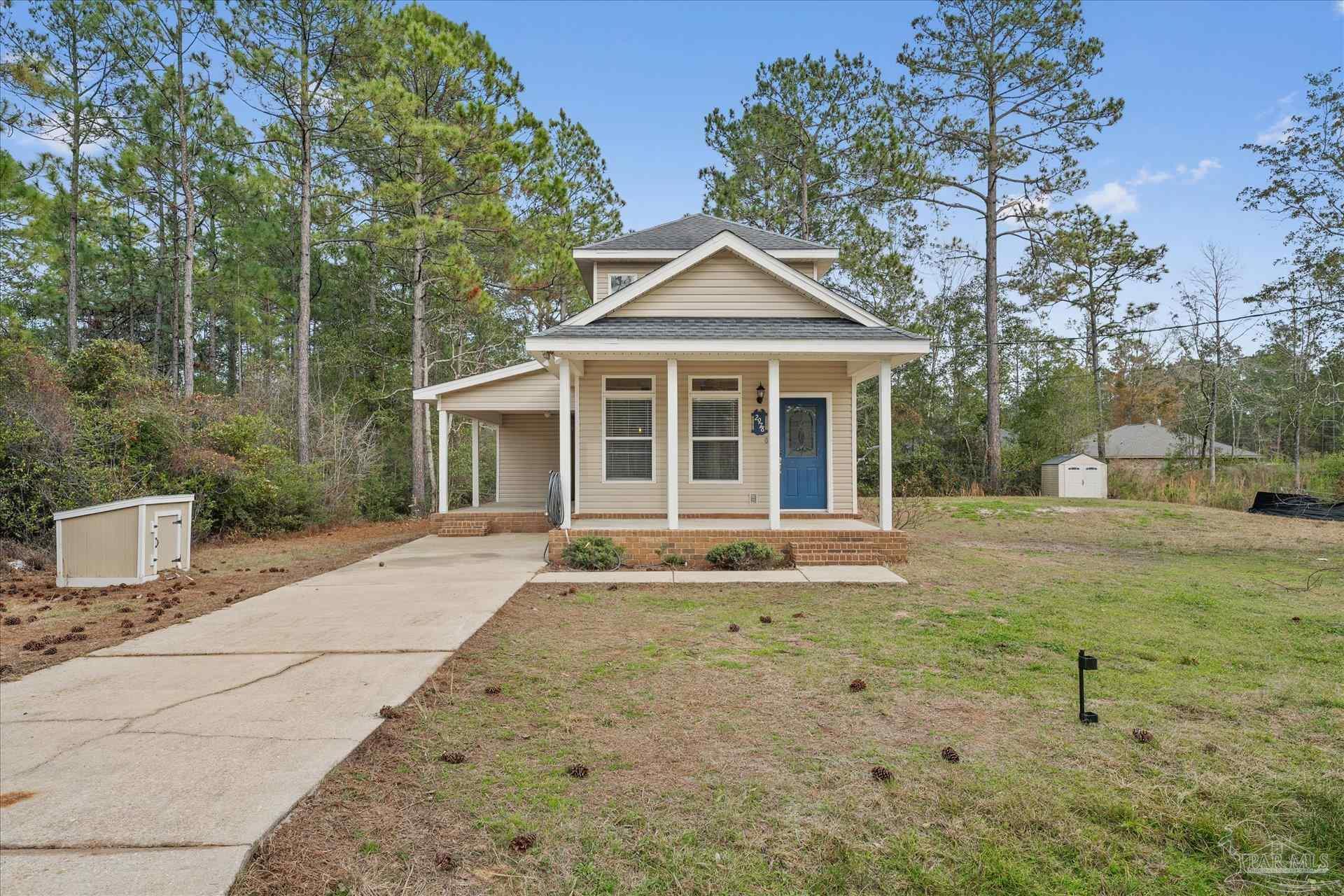 Property Photo:  2978 N 35th Ave  FL 32583 