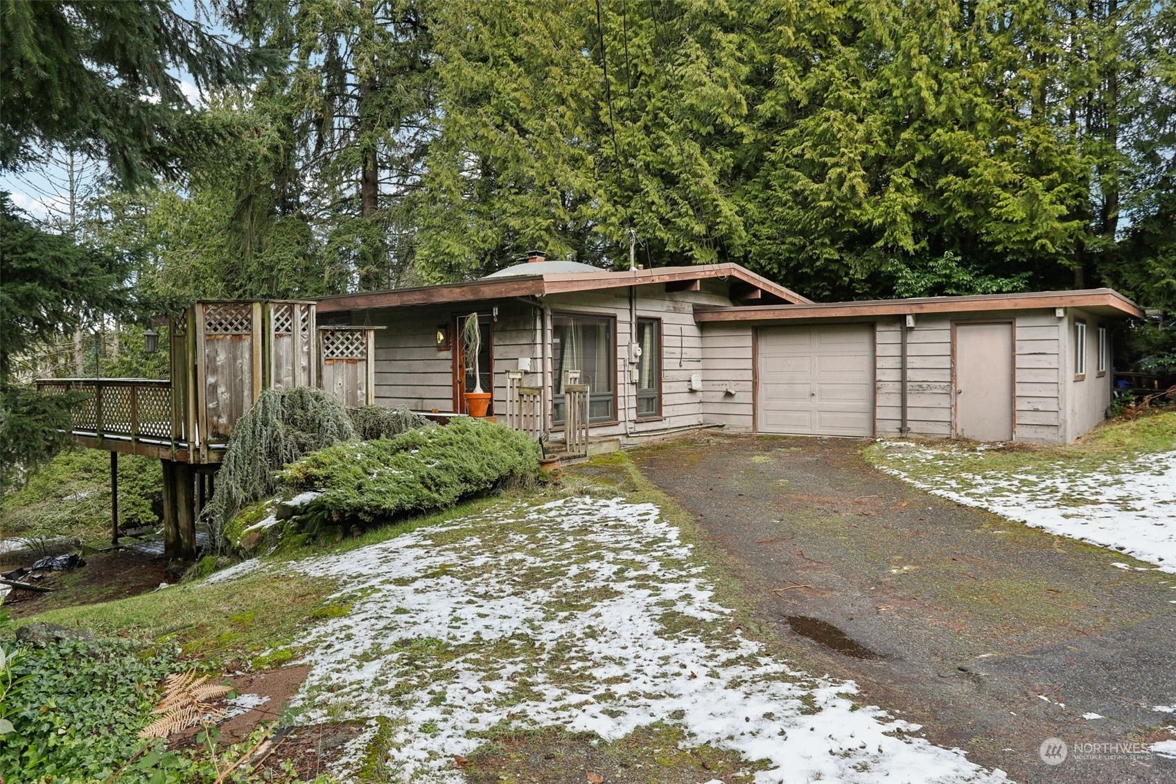 Property Photo:  14034 SE 37th Street  WA 98006 