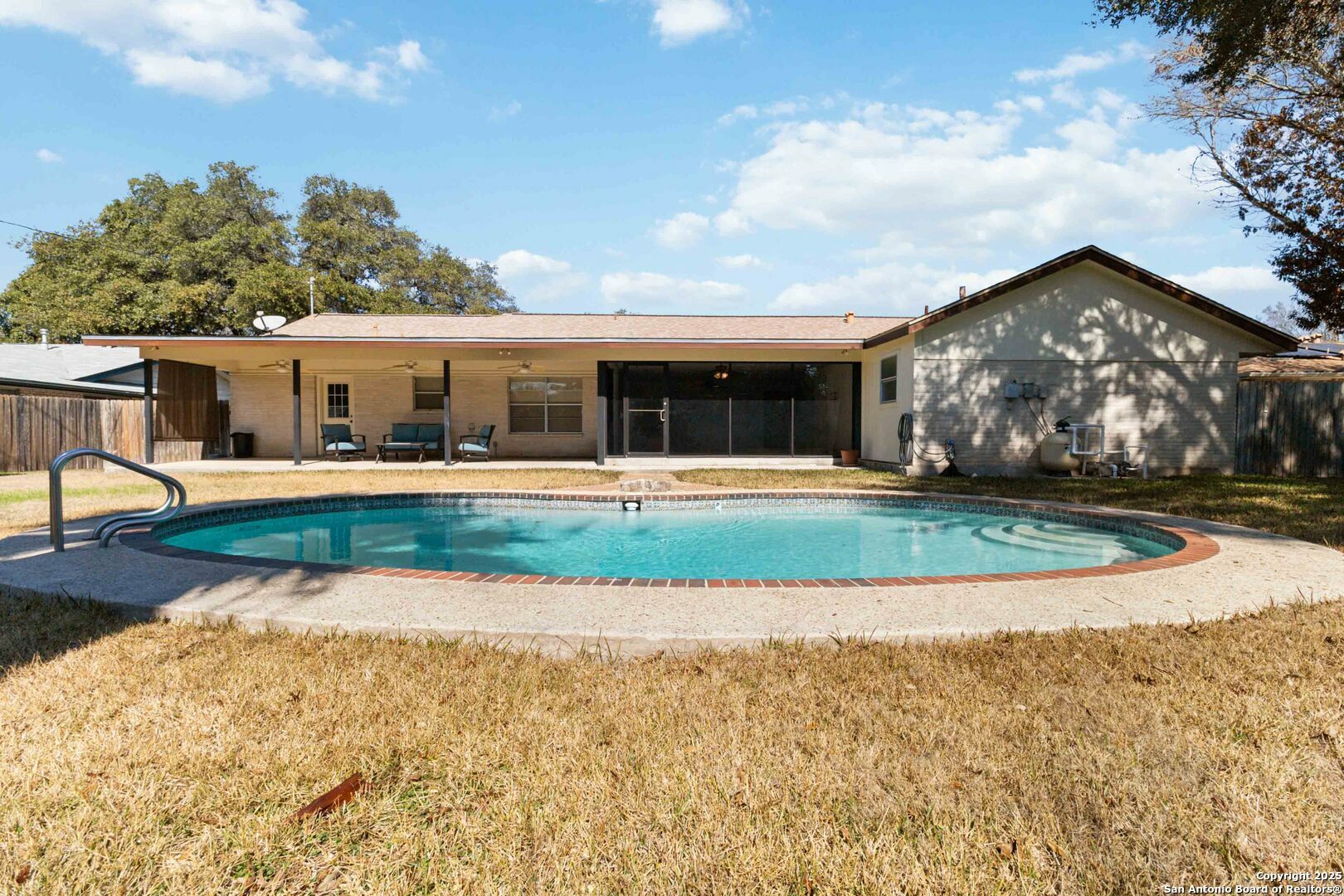 Property Photo:  414 Spaceway Dr  TX 78239 