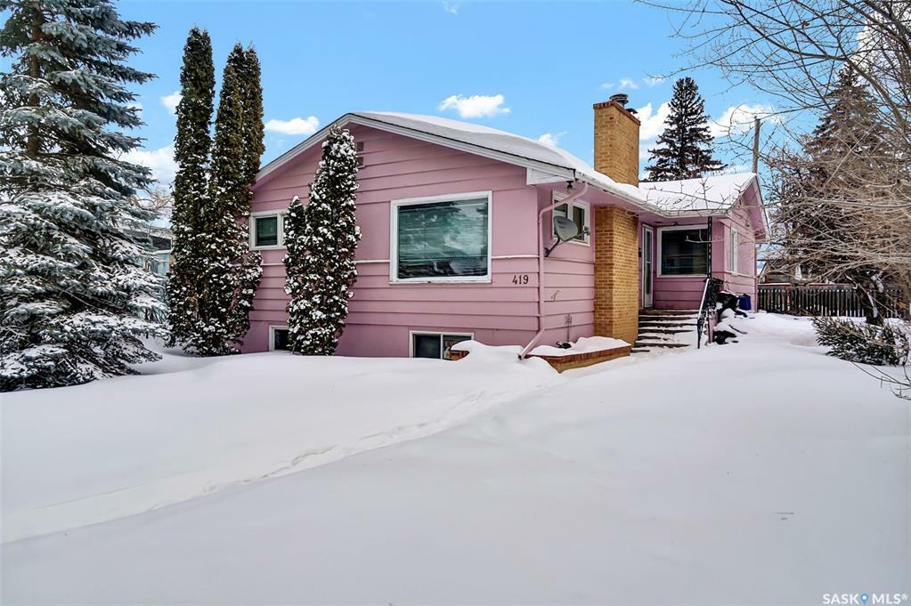 Property Photo:  419 Cumberland Avenue S  SK S7H 2L3 