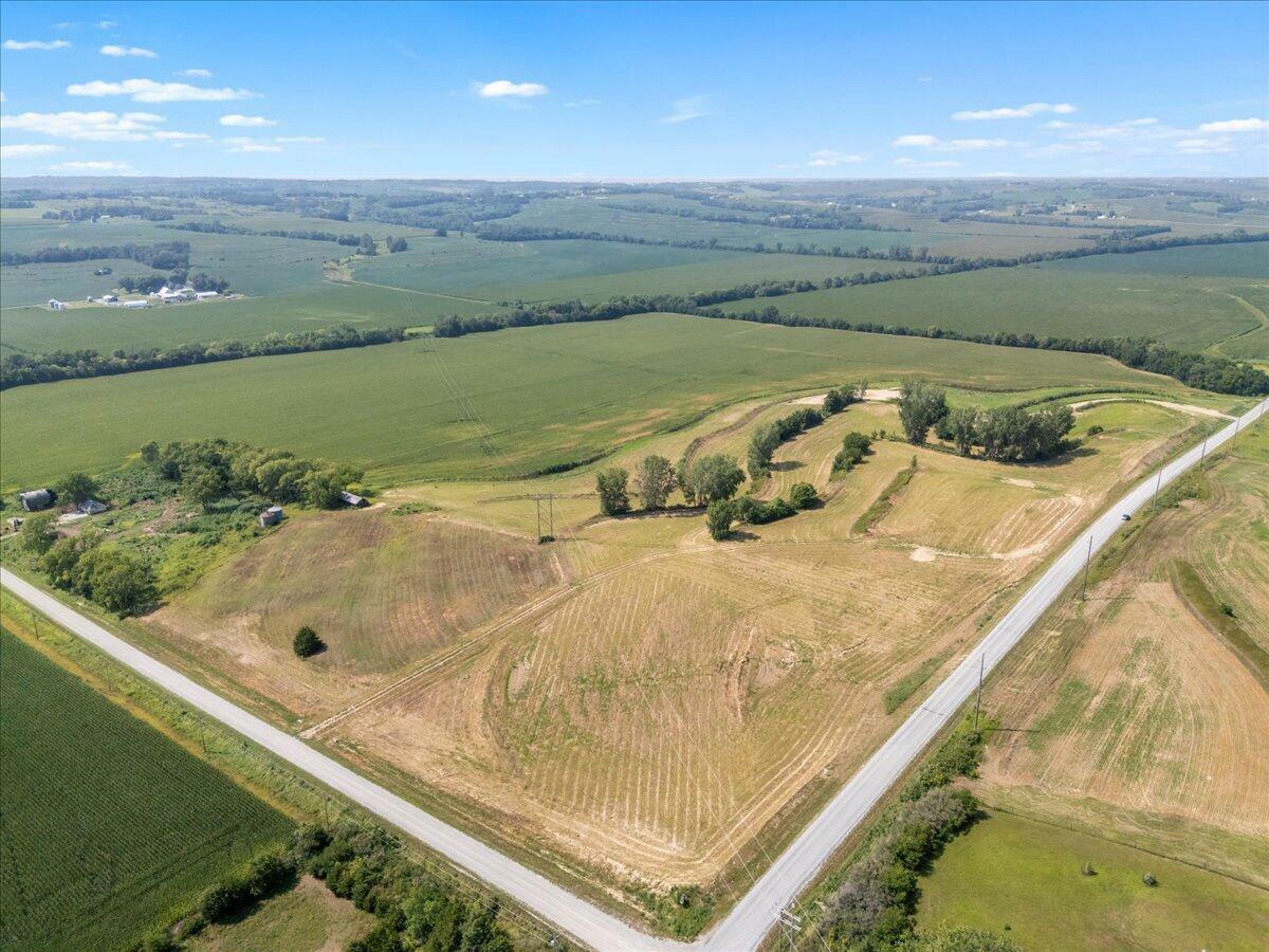 Property Photo:  12+/- Ac 250th &Amp Epperson - East Pcl  IA 51534 