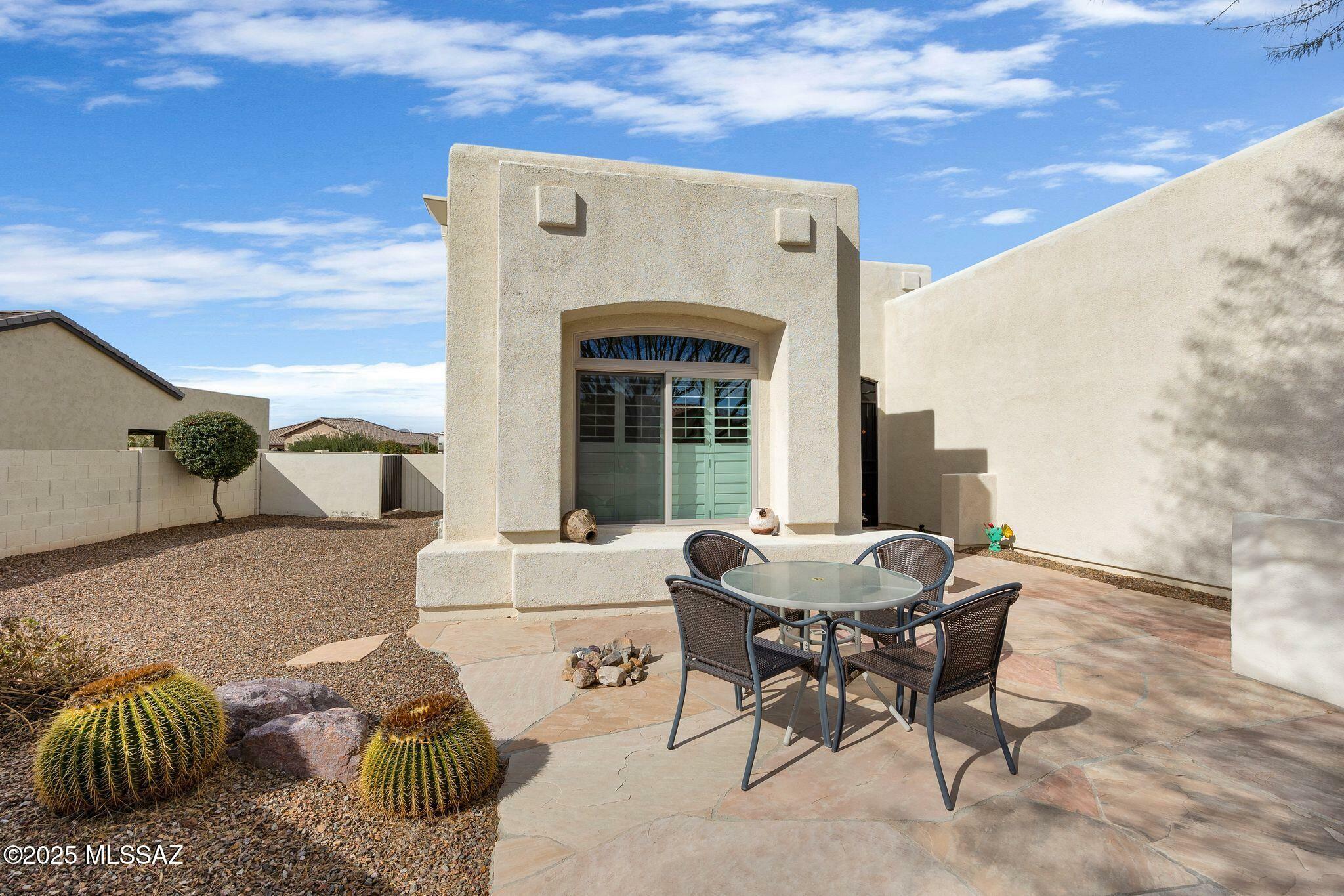 Property Photo:  39728 S Sand Crest Drive  AZ 85739 