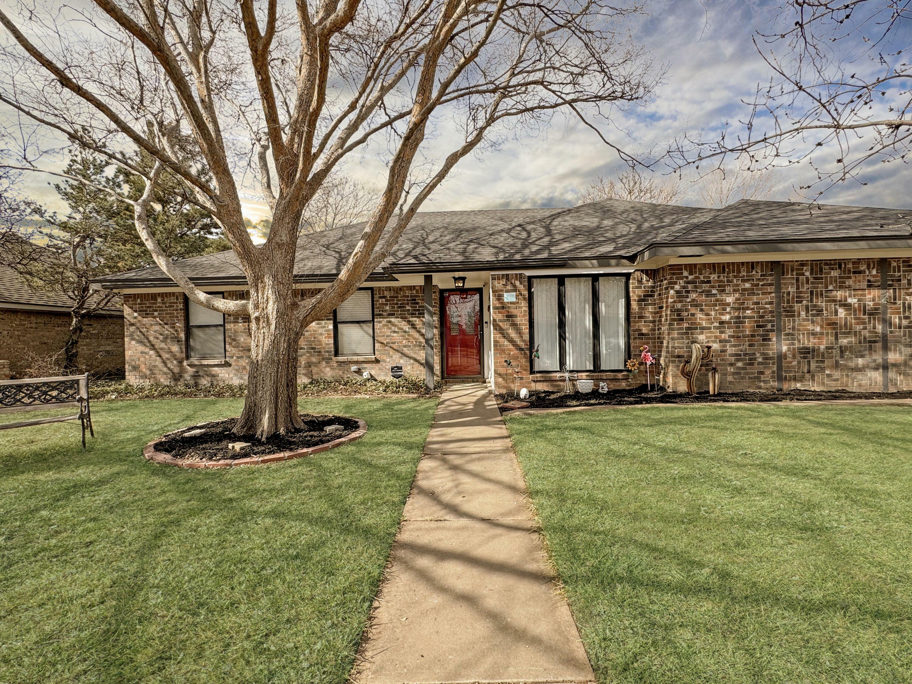 Property Photo:  1018 Cimarron Trail  TX 79015-5022 