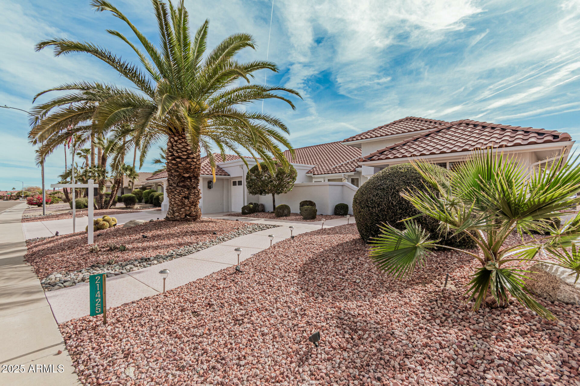 Property Photo:  21425 N 142nd Drive  AZ 85375 