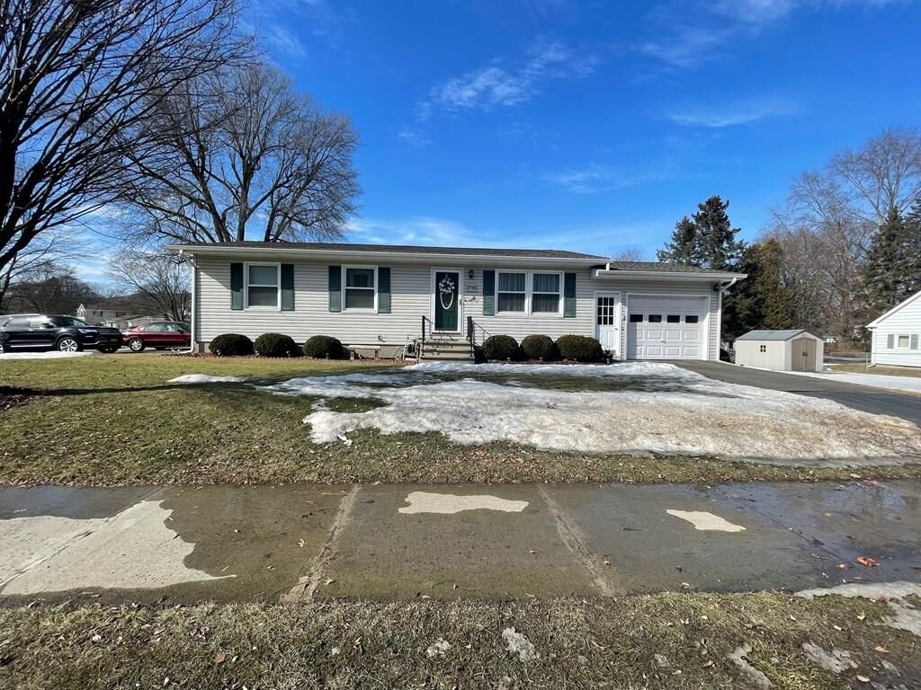 Property Photo:  2 Willow Drive  NY 14870 