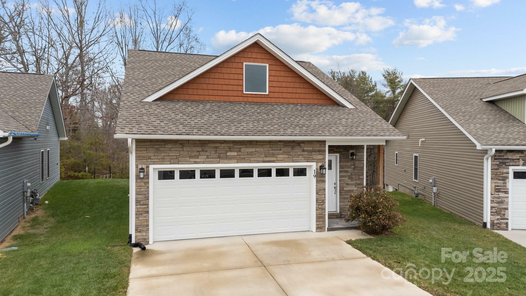 Property Photo: 19 Sage Crest Loop NC 28787