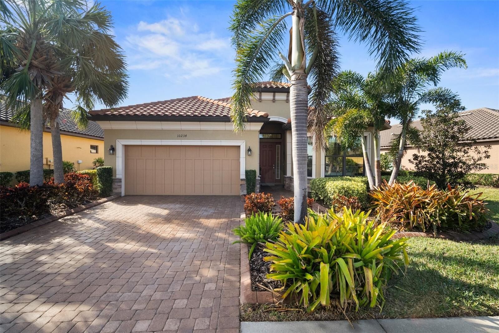 Property Photo:  10234 Craftsman Park Way  FL 34221 