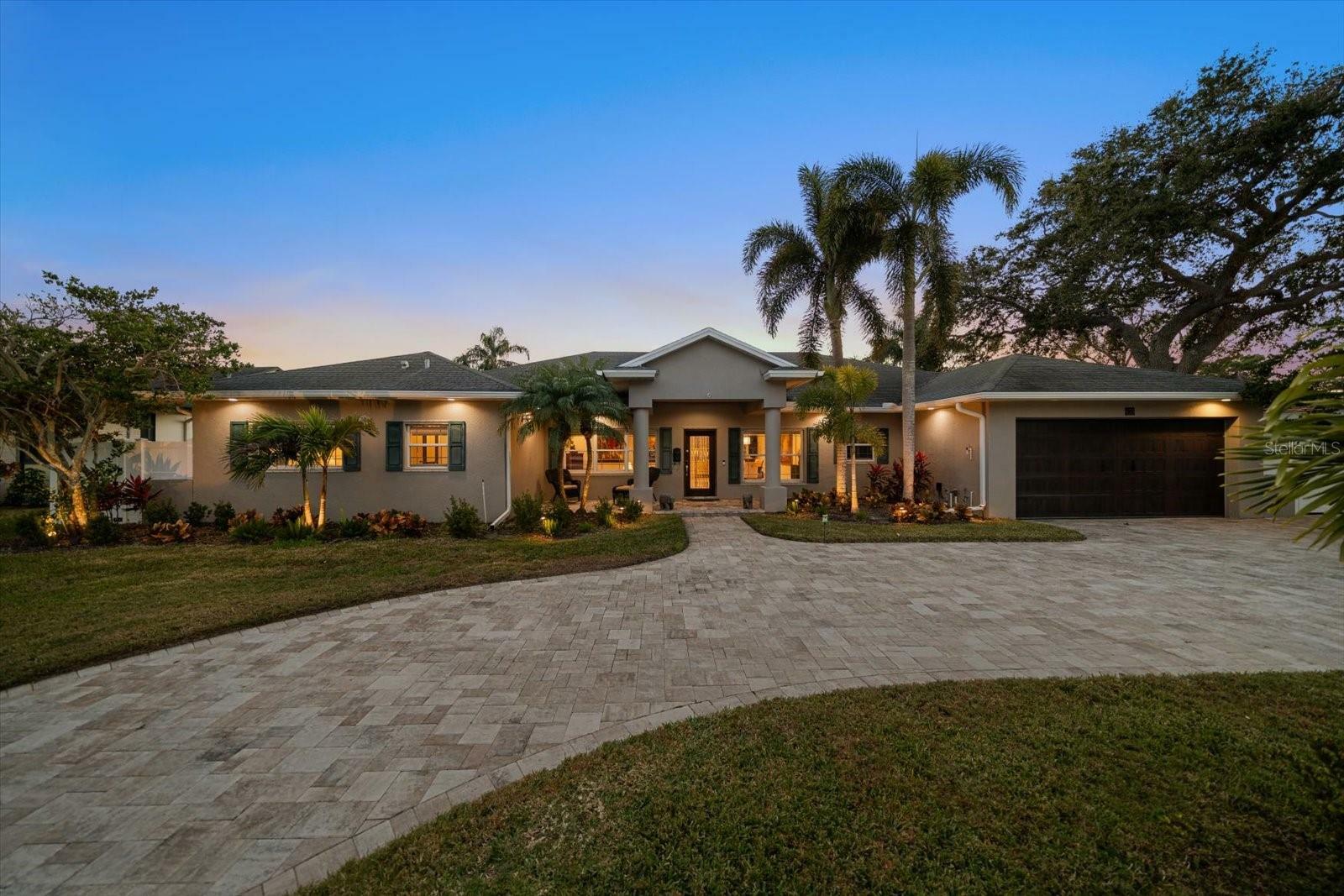 Property Photo:  633 Poinsettia Road  FL 33756 