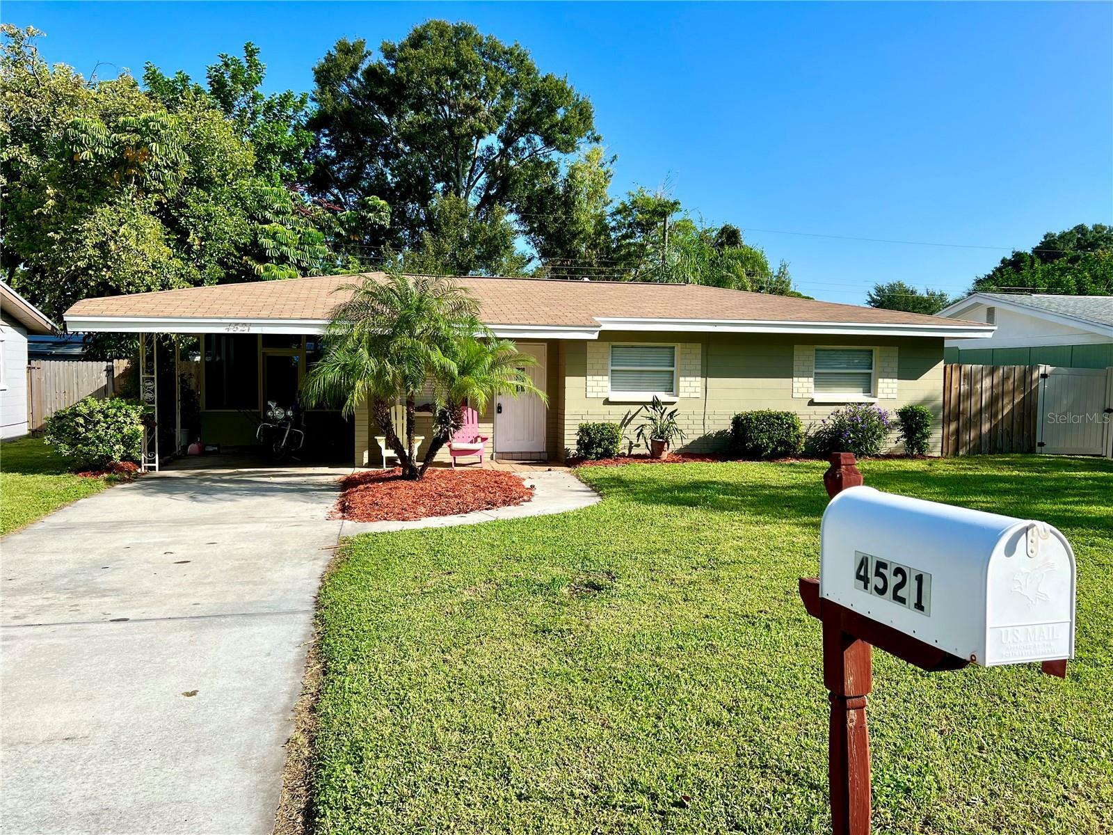 Property Photo: 4521 85th Avenue N FL 33781
