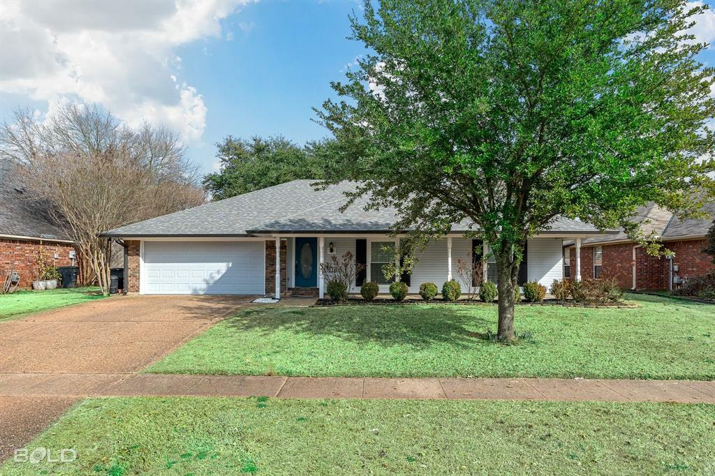 Property Photo: 5021 Sunflower Boulevard LA 71112