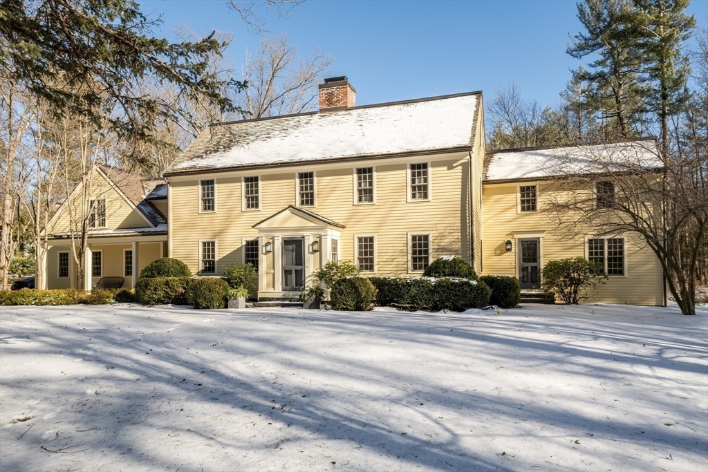 Property Photo: 58 Abbot St MA 01810