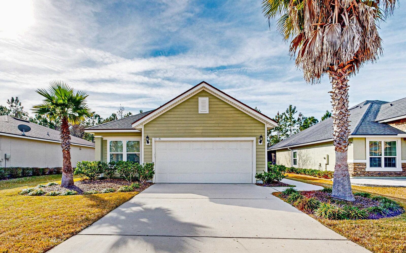Property Photo:  71 Grey Hawk Dr  FL 32092 