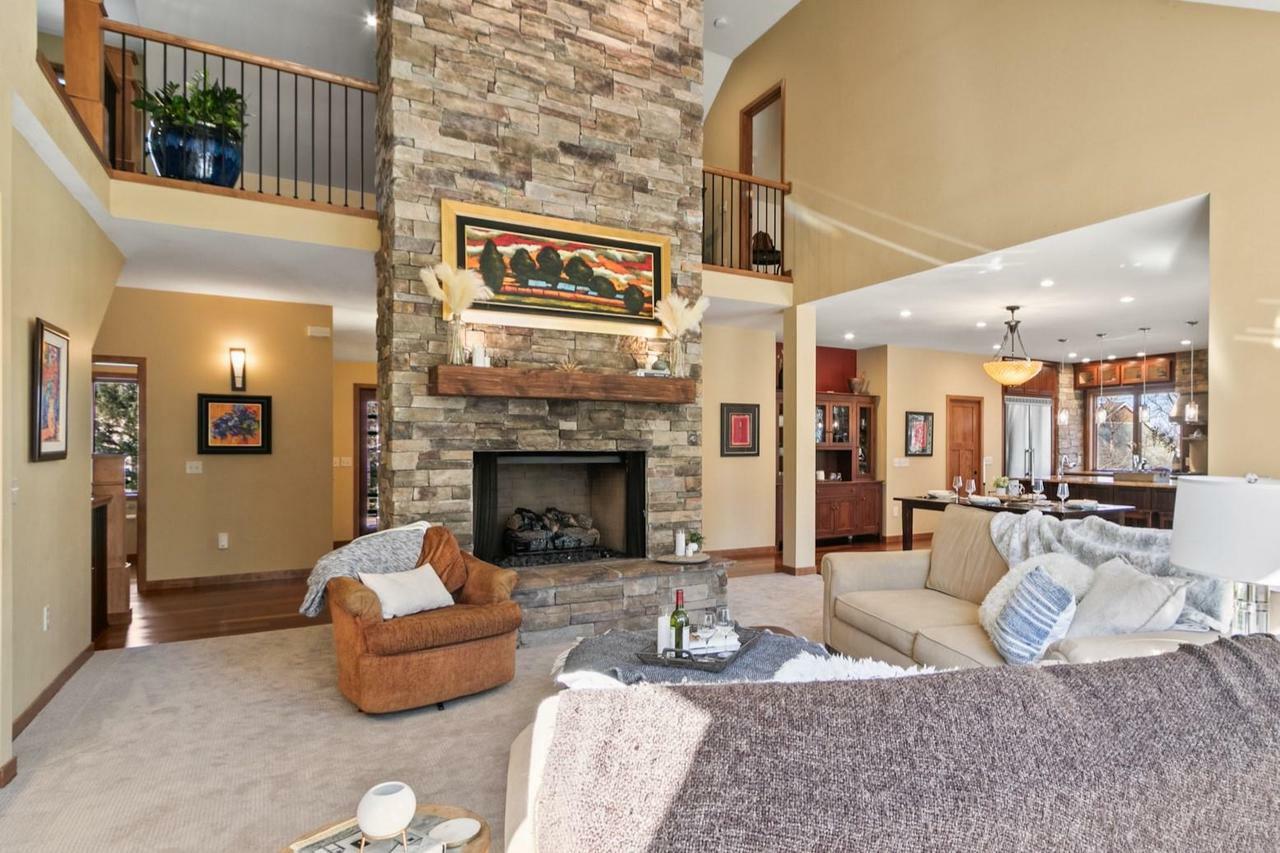 Property Photo:  255 Indian Mound Parkway  WI 53190 