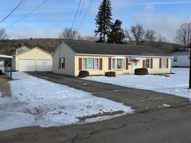 27 School Street  Wellsville NY 14895 photo