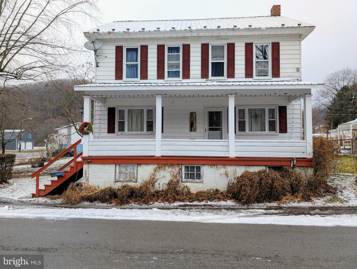 Property Photo: 509 Wood St PA 16650