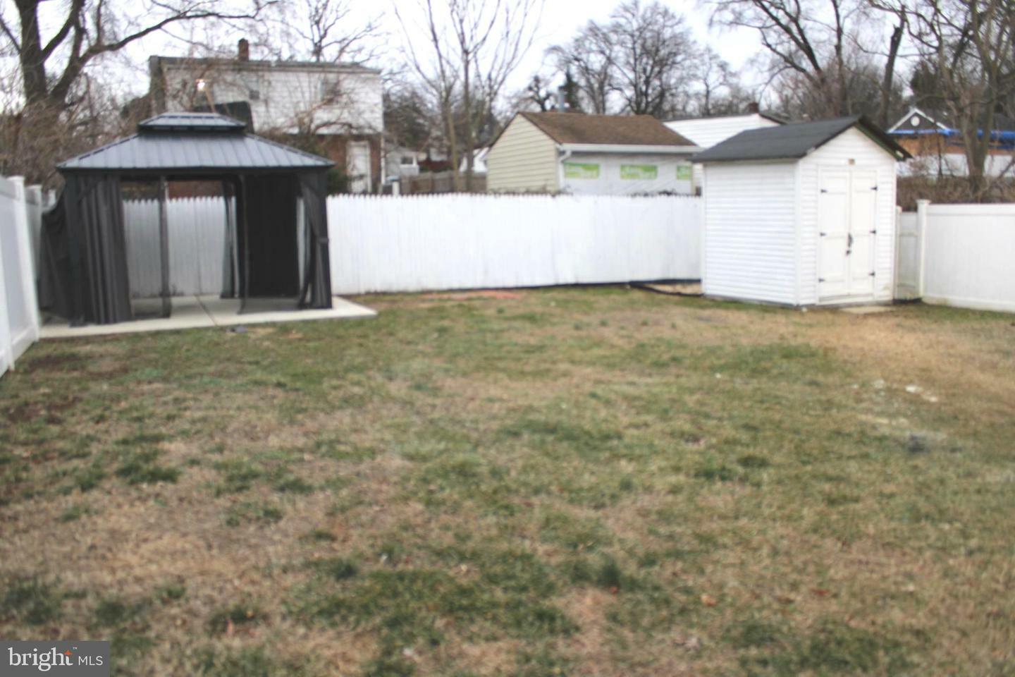 Property Photo:  5009 53rd Place  MD 20781 