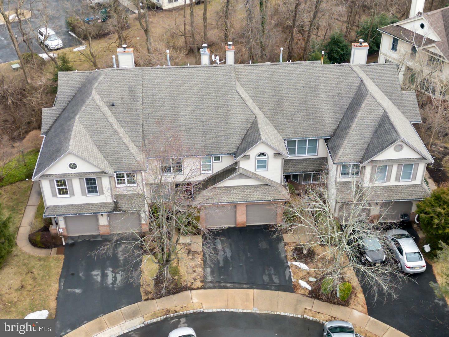 Property Photo:  168 Neil Court  NJ 08540 