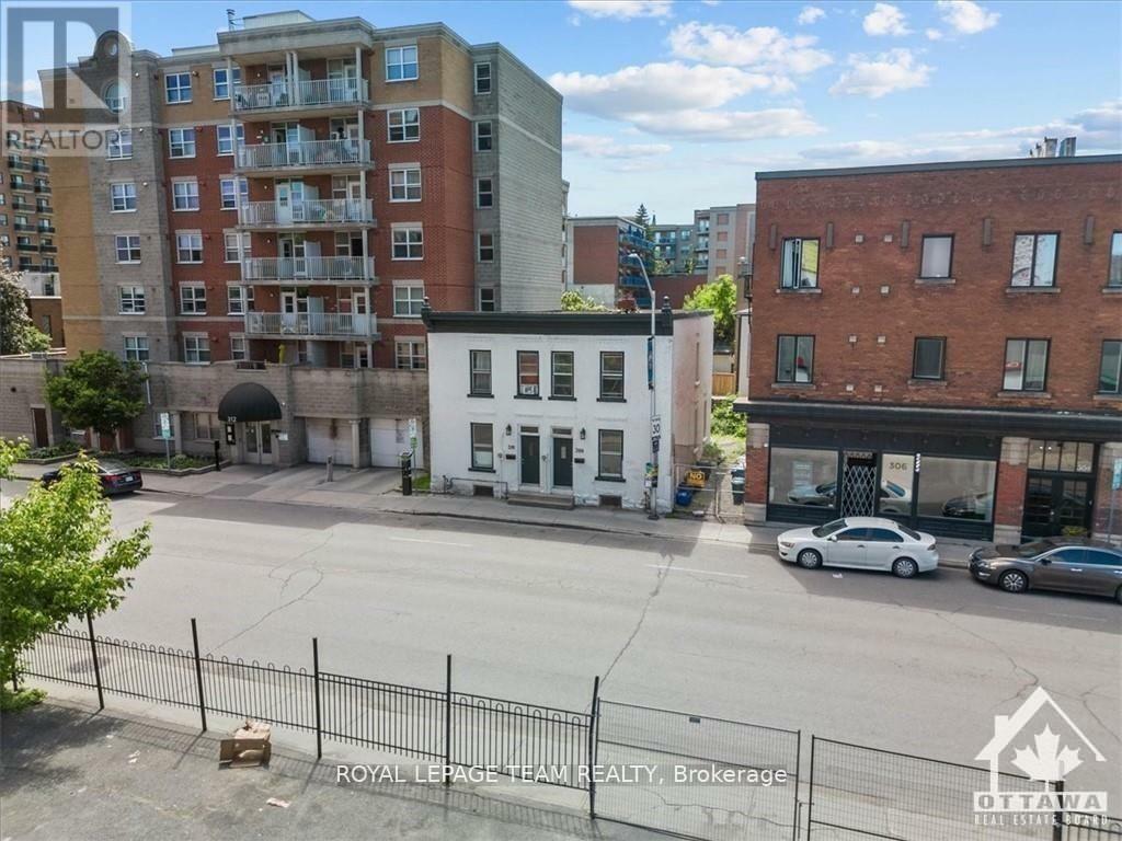 Property Photo:  308-310 Cumberland Street  ON K1N 7H9 