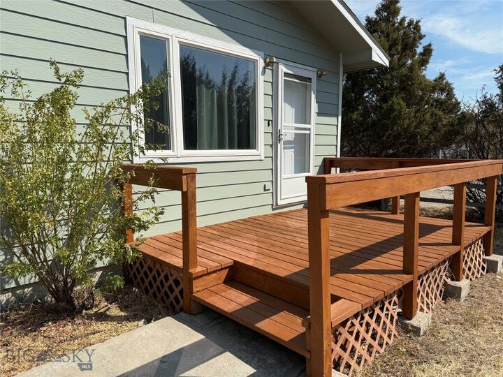Property Photo: 218 W Armitage Street MT 59729
