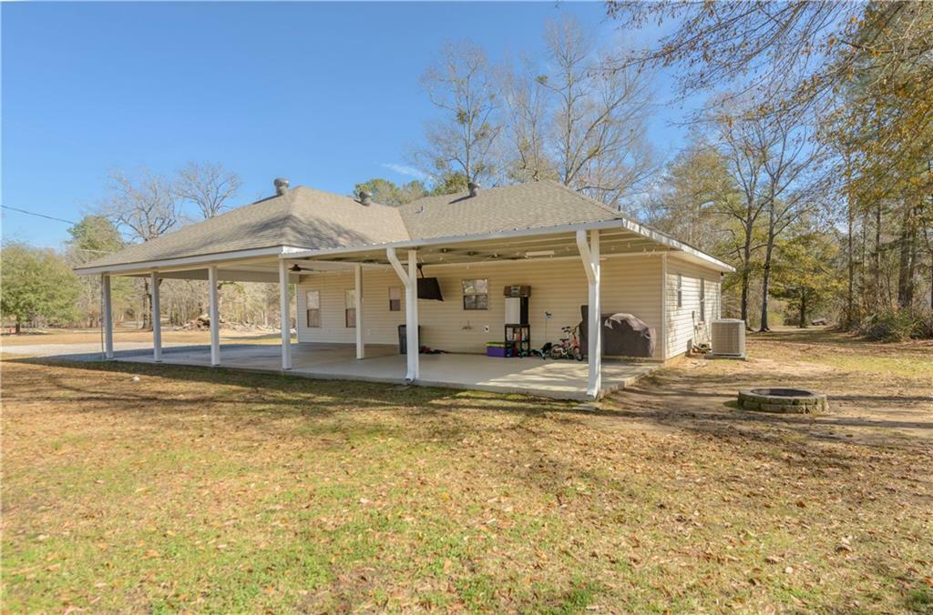 Property Photo:  692 Rock Hill Road  LA 71407 