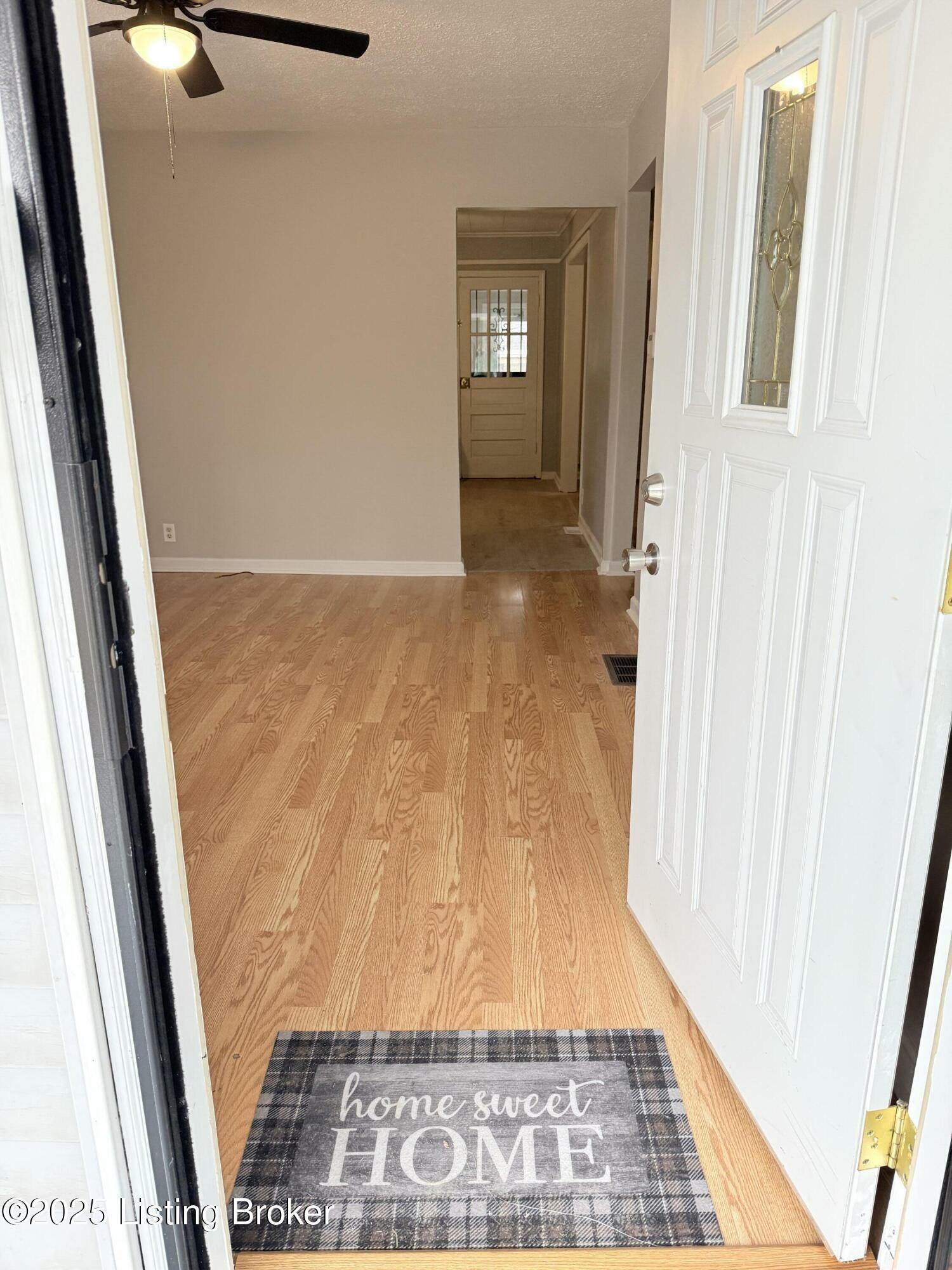 Property Photo:  3768 Lentz Ave  KY 40215 