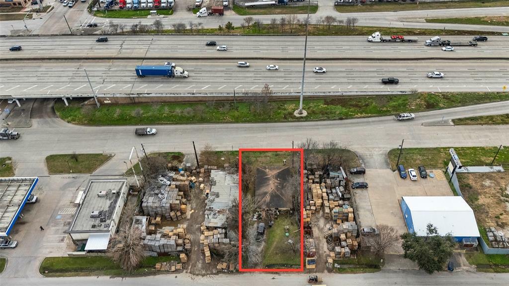 Property Photo: 7930 Hershe Street TX 77029