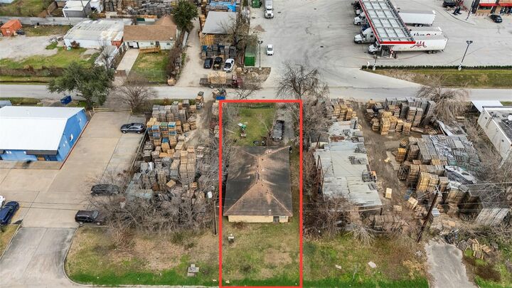 Property Photo:  7930 Hershe Street  TX 77029 