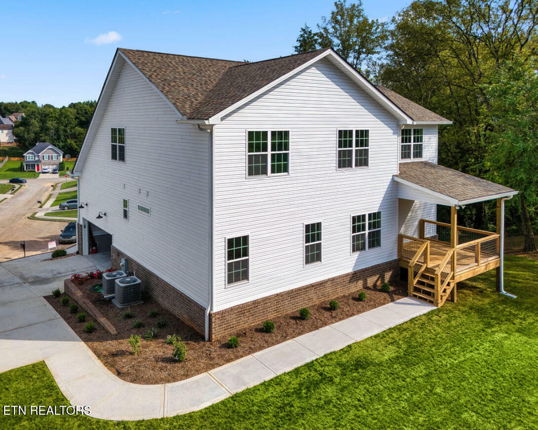 Property Photo: 295 Caulderwood Lane TN 37771