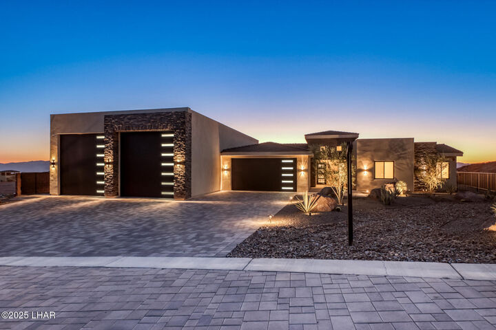 Property Photo: 3017 Corte Enclave AZ 86406