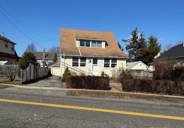 Property Photo:  818 Pulaski Street  NY 11901 