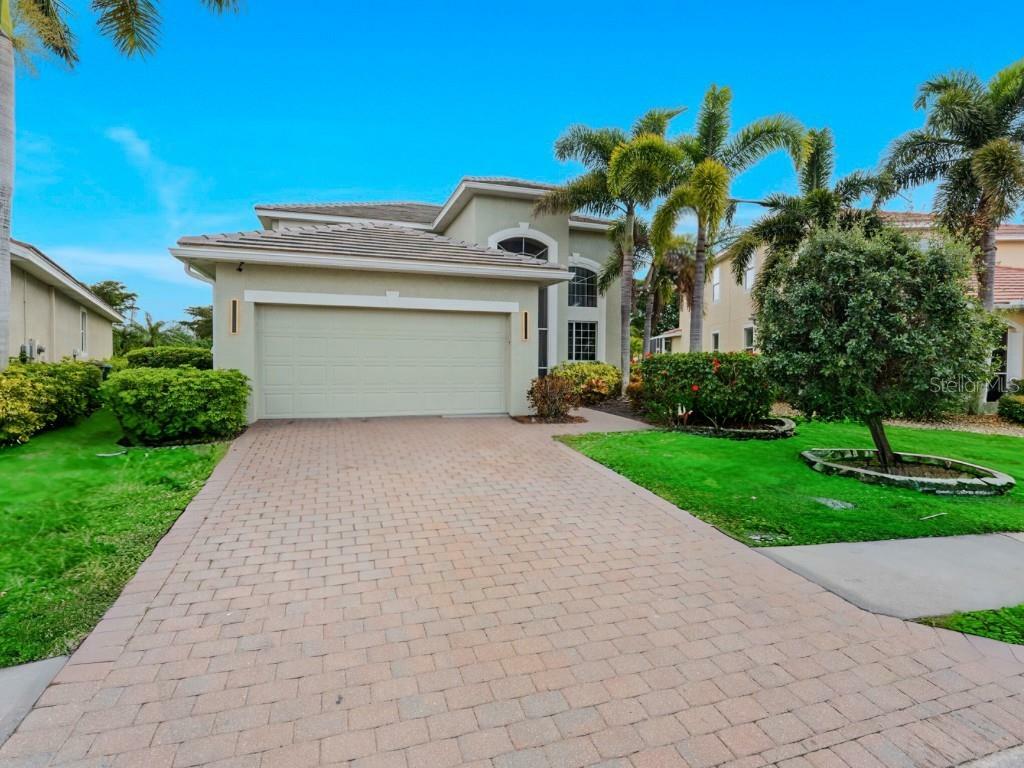 Property Photo:  2508 Blackburn Circle  FL 33991 