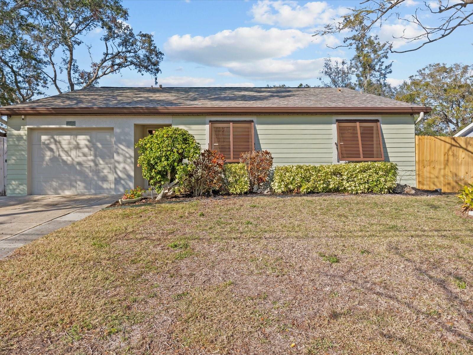 Property Photo:  1310 Meres Boulevard  FL 34689 