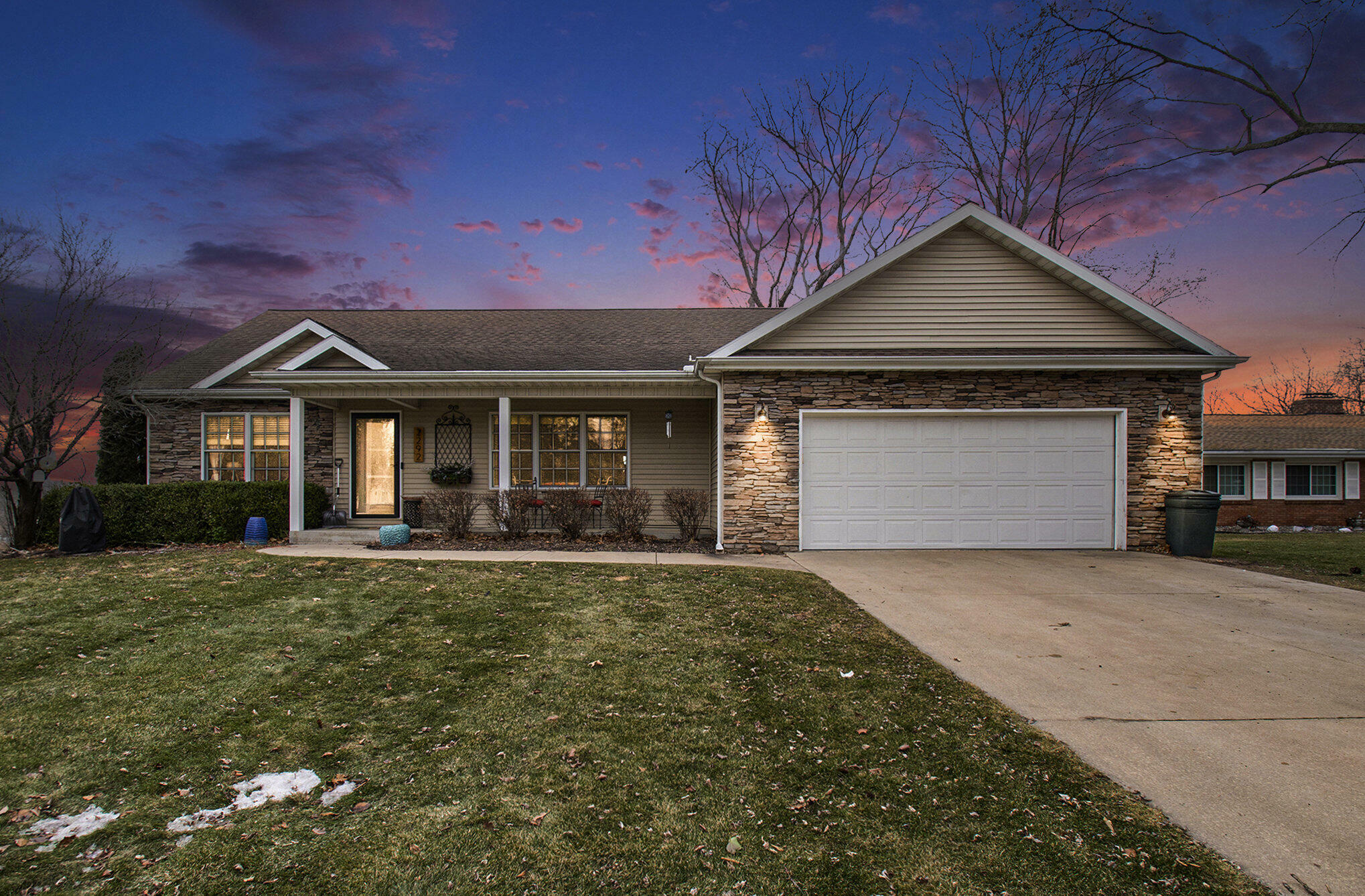 2292 Riverview Court  Benton Harbor MI 49022 photo