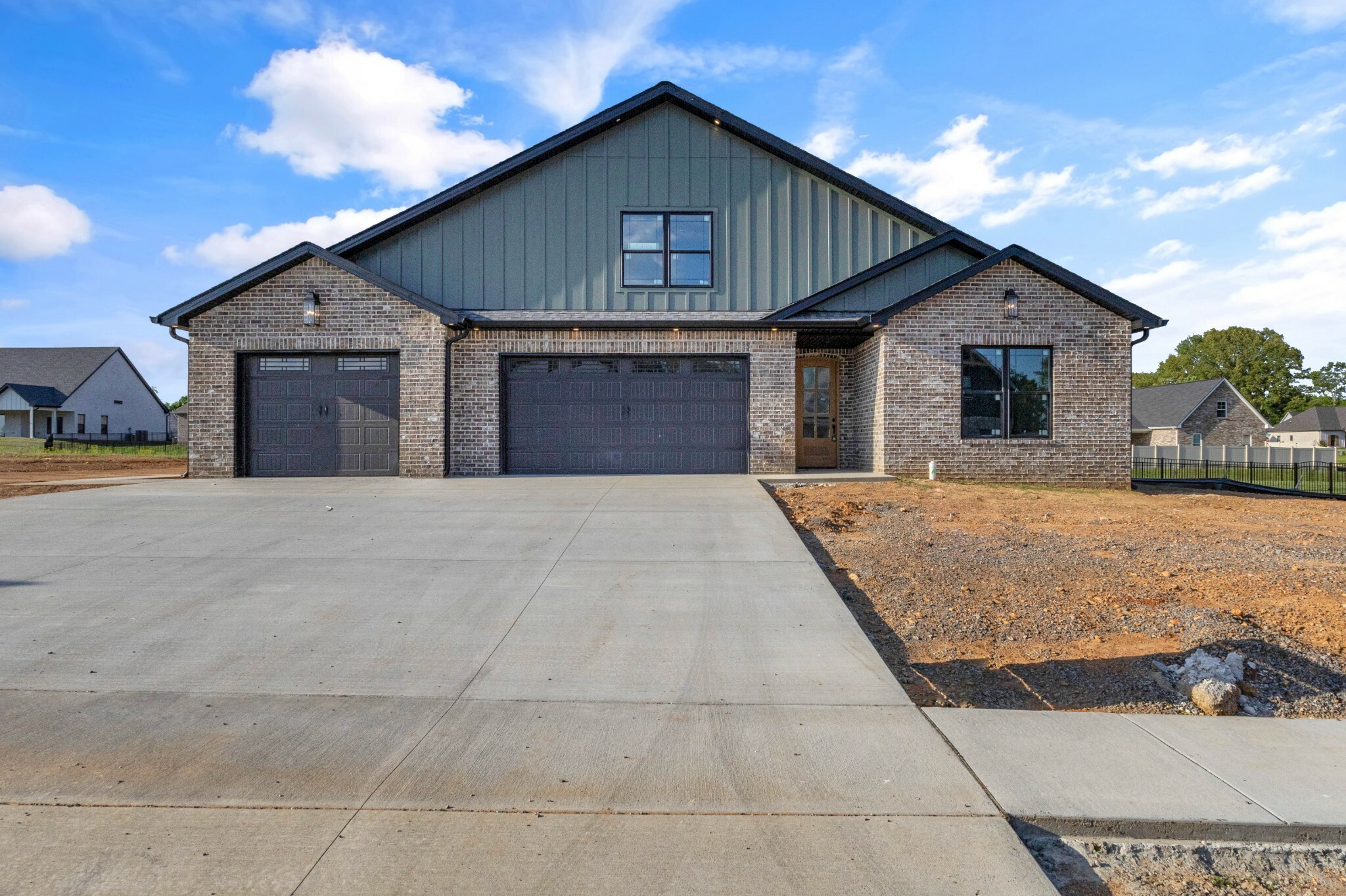 2477 Ellsworth Drive  Clarksville TN 37043 photo