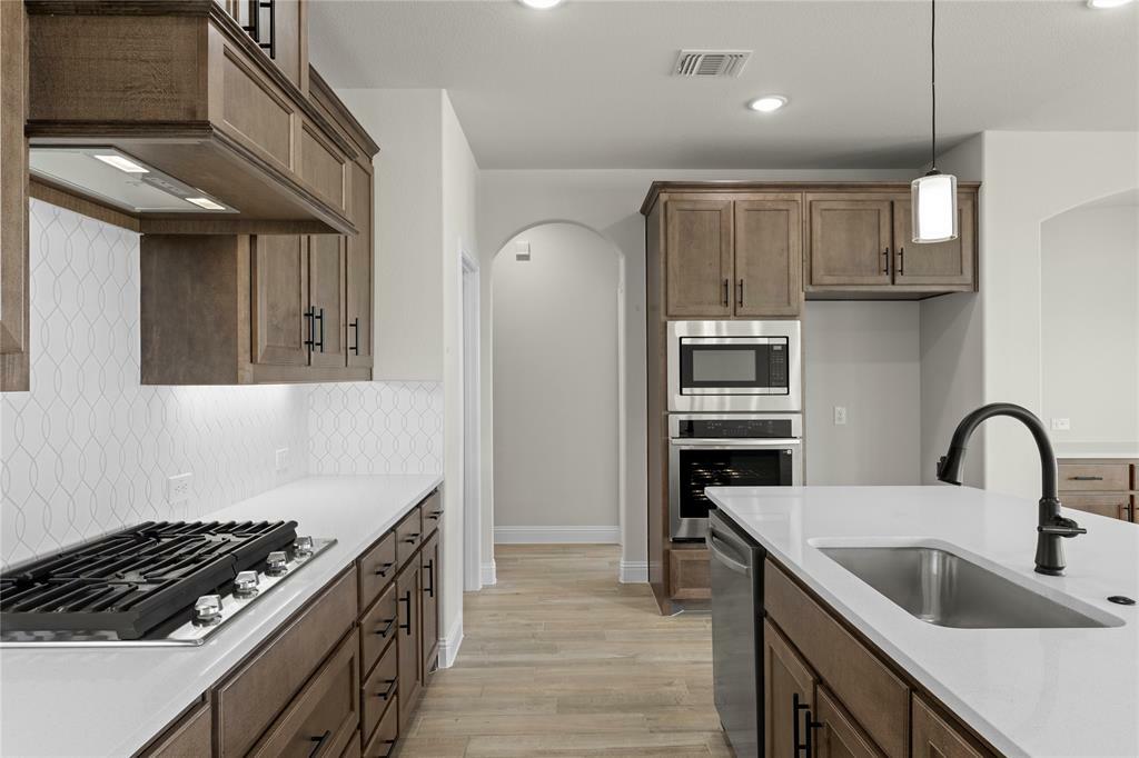 Property Photo: 705 Soprano TX 75126
