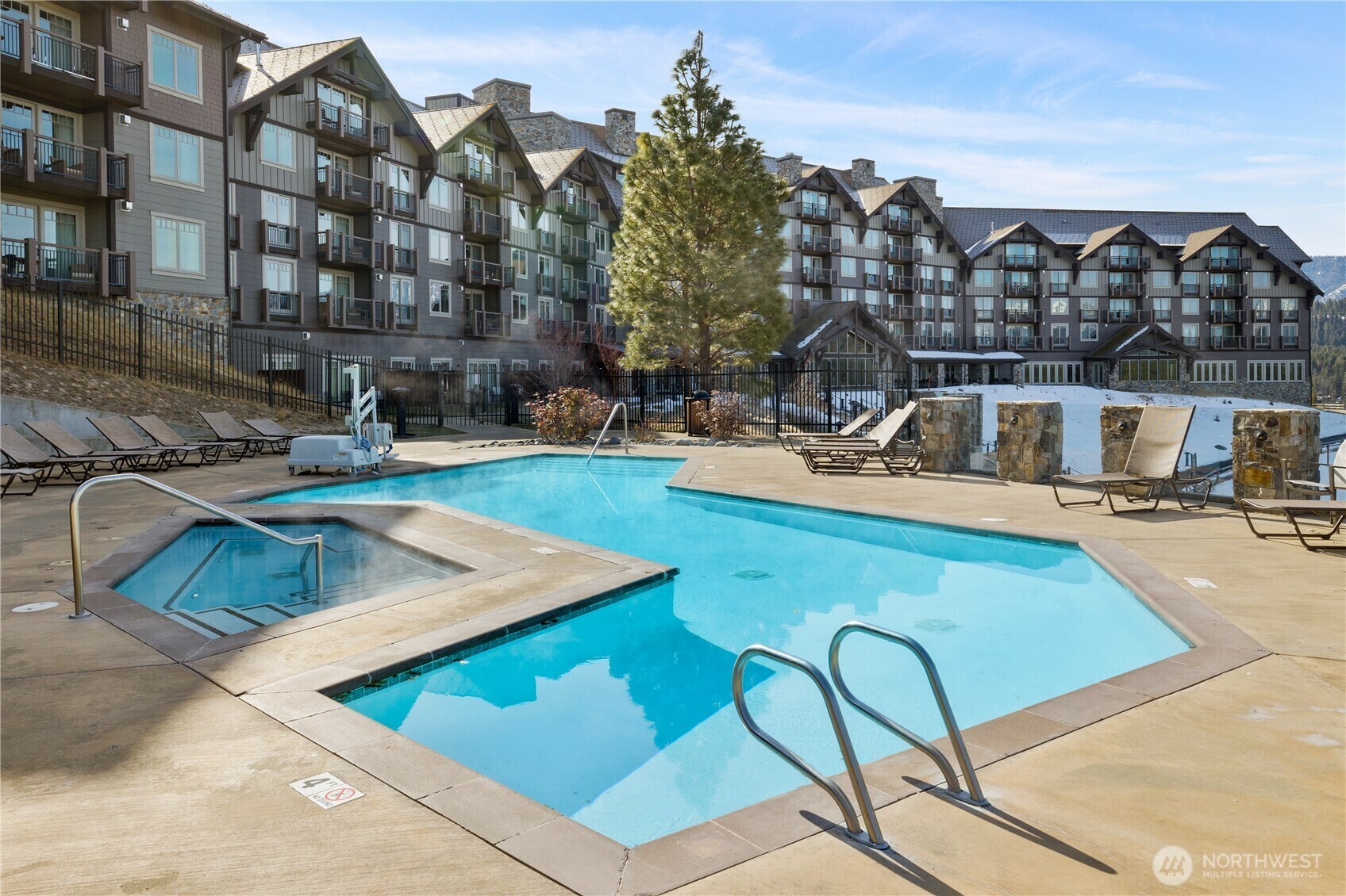 Property Photo:  3600  Suncadia Trail 3068  WA 98922 
