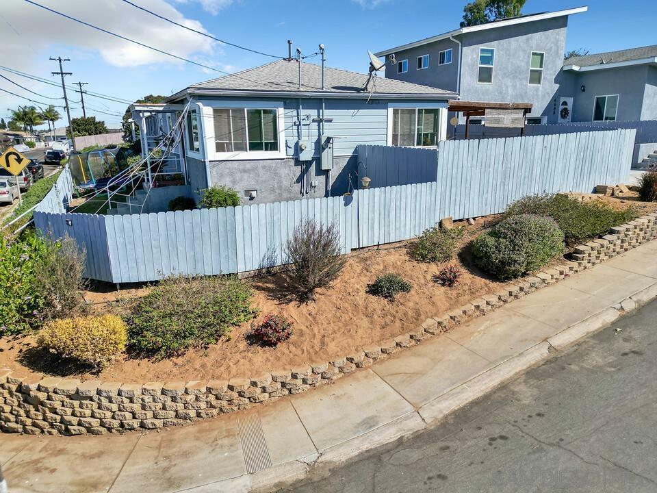 Property Photo:  3003 Comstock St  CA 92111 