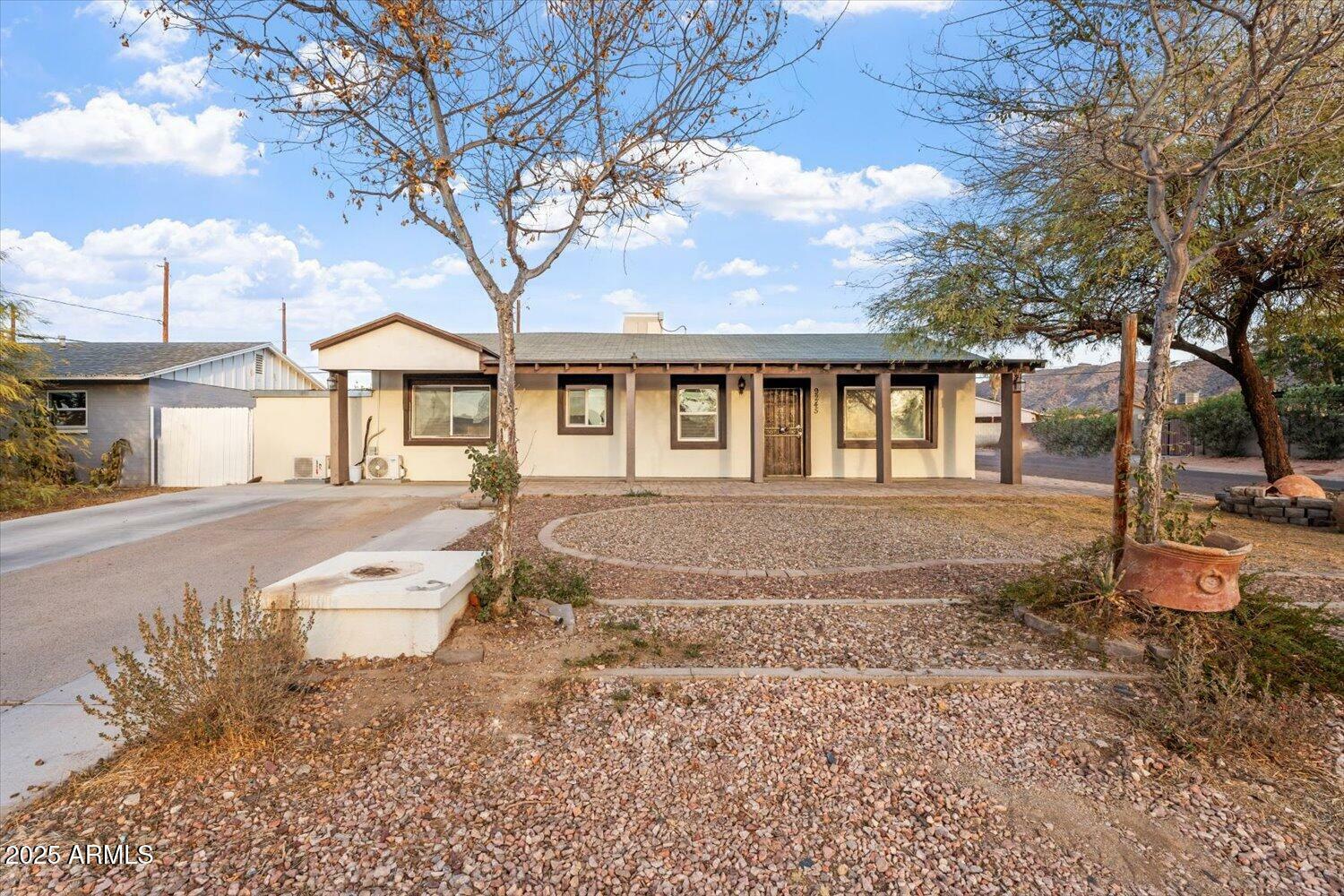 Property Photo:  9245 S 4th Avenue  AZ 85041 