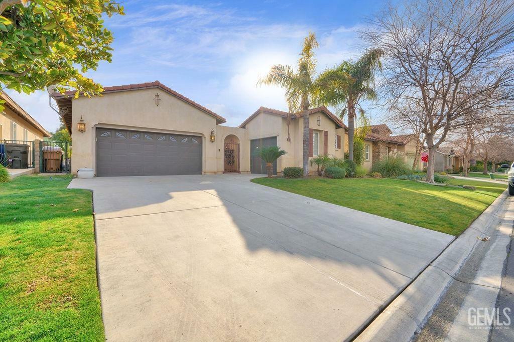 Property Photo:  4702 Aviara Drive  CA 93312 