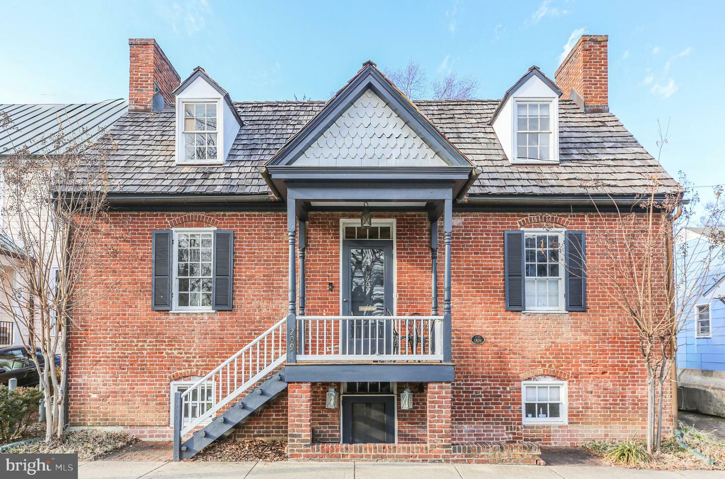 Property Photo:  209 Fauquier Street  VA 22401 