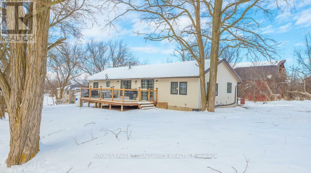 Property Photo: 26 James Street ON K0K 1W0