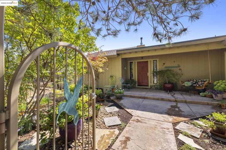 Property Photo:  23607 Porcina Way  CA 95310 