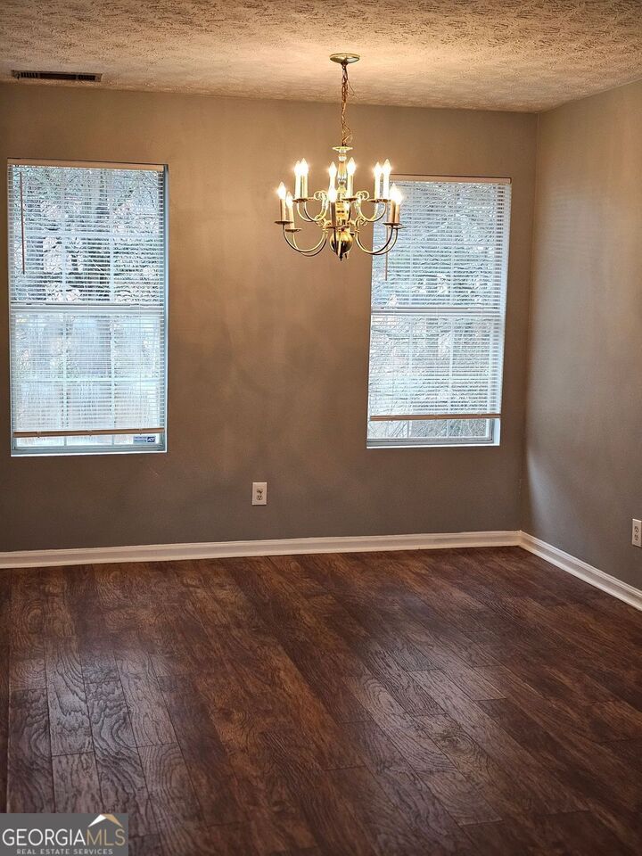Property Photo: 4233 Viewpoint Lane GA 30294