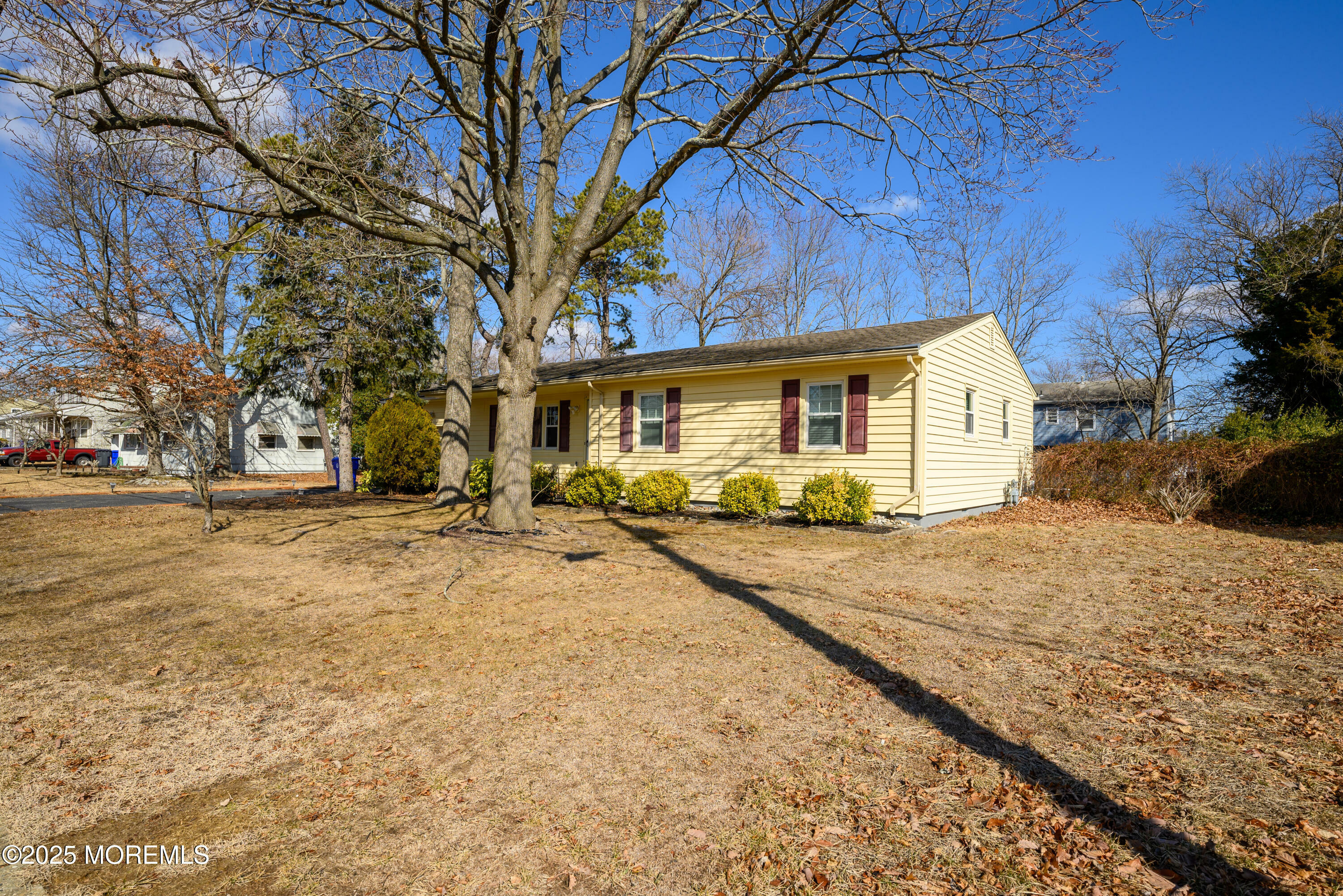 Property Photo:  303 Delaware Drive  NJ 08723 