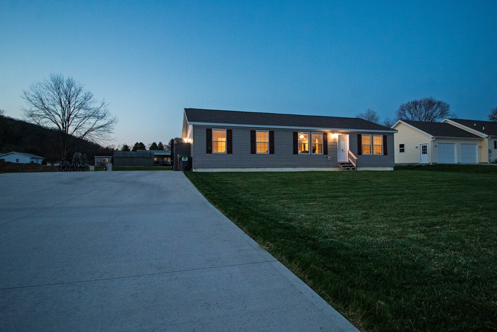 Property Photo:  9 Wilcox Estates Drive  NY 14892 